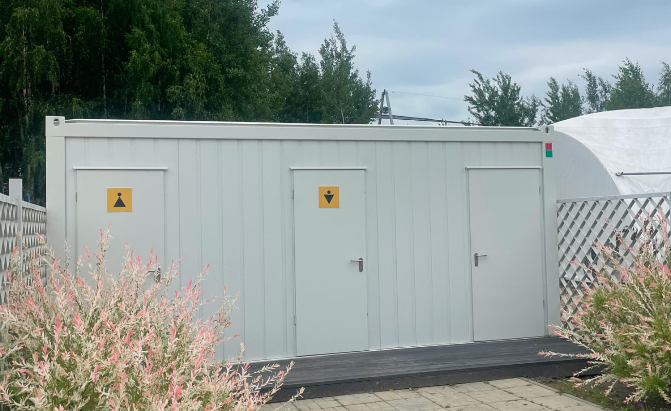 Туалетные и душевые сантехнические модули