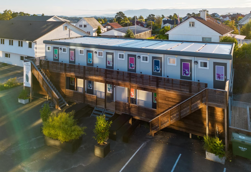 Модульное здание  из блок-контейнеров